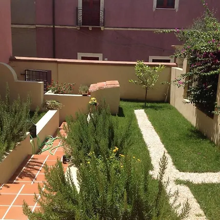 Casa Centro Storico Ferienhaus Teulada